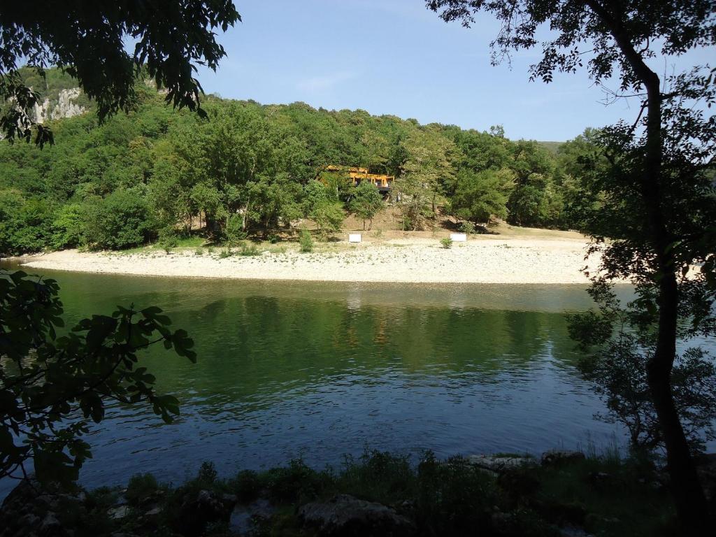 Prehistoric Lodge Vallon-Pont-d'Arc Luaran gambar